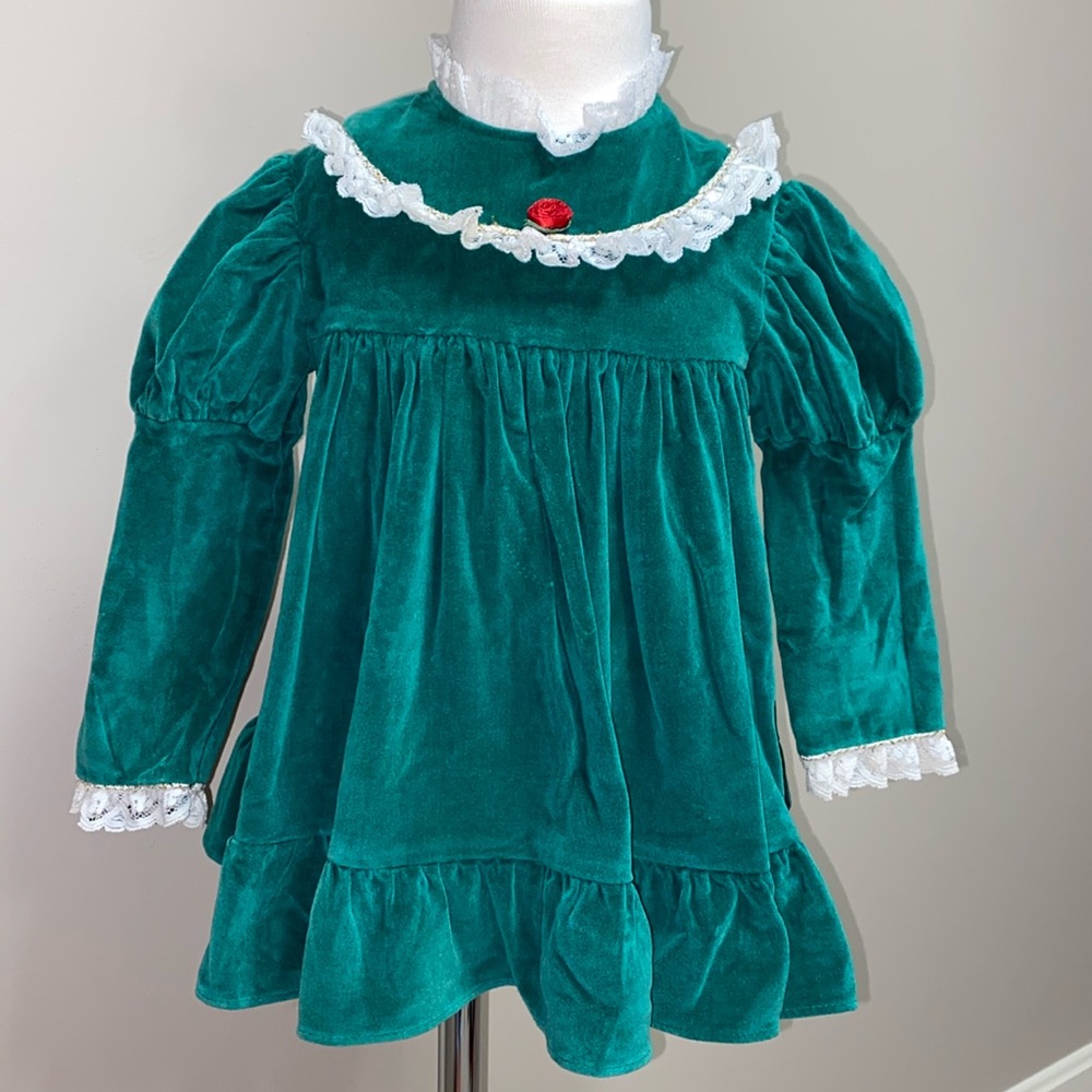 Vintage Just Adorable green velvet long sleeve dress size 3t
